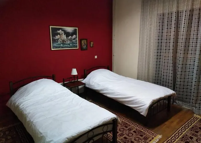 Διαμερισμα Α Οροφου Στο Κεντρο Τησ Πολησ